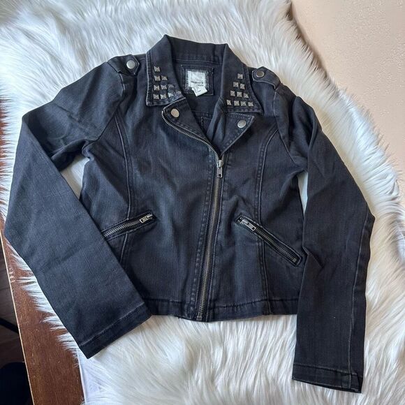 FOREVER 21 Girls Black Denim Studded Moto Jean Jacket Size Large - Picture 1 of 8